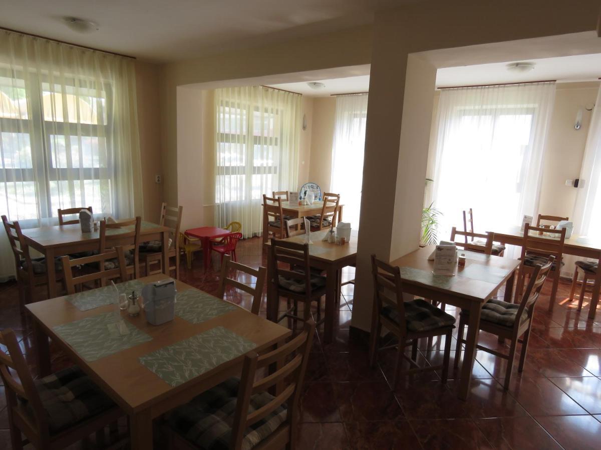 Thermal Apartmanhaz Komarom Exterior photo